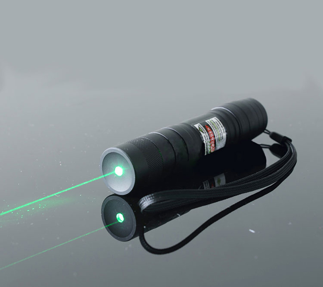 Pointeur laser Lampe torche 100mw