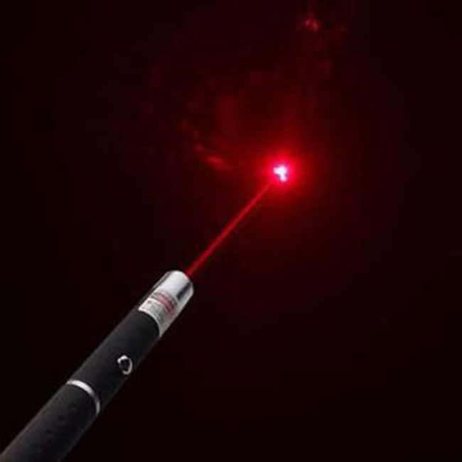 stylo laser cinq en un 1mw pratique