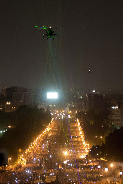 avion d'illumination de pointeur laser bleu